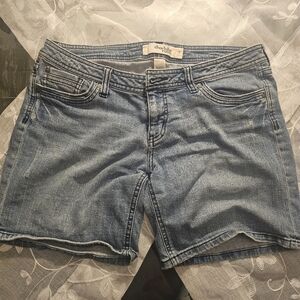 Charlotte Russe denim distressed long chic womens shorts size 10